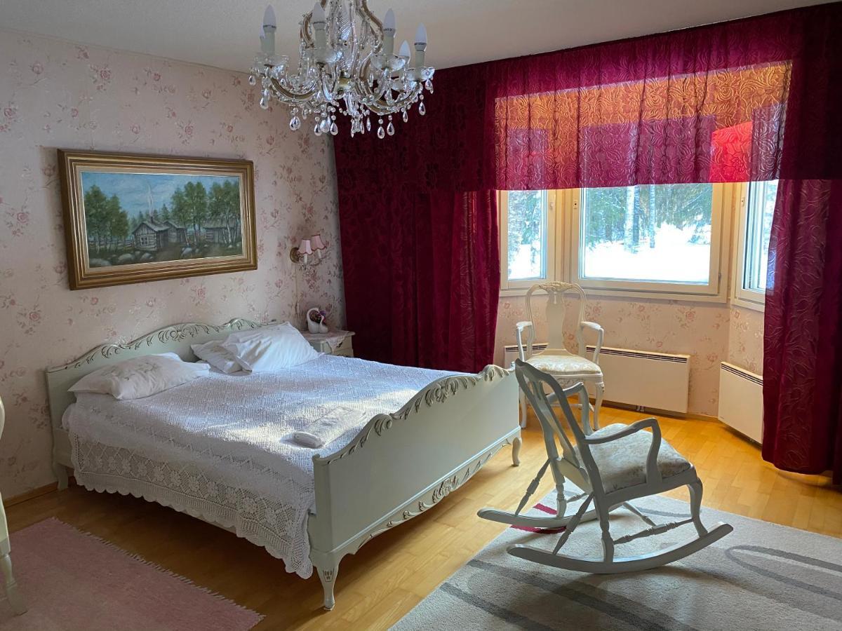 كوسامْوُ Hotelli Kultainen Joutsen المظهر الخارجي الصورة